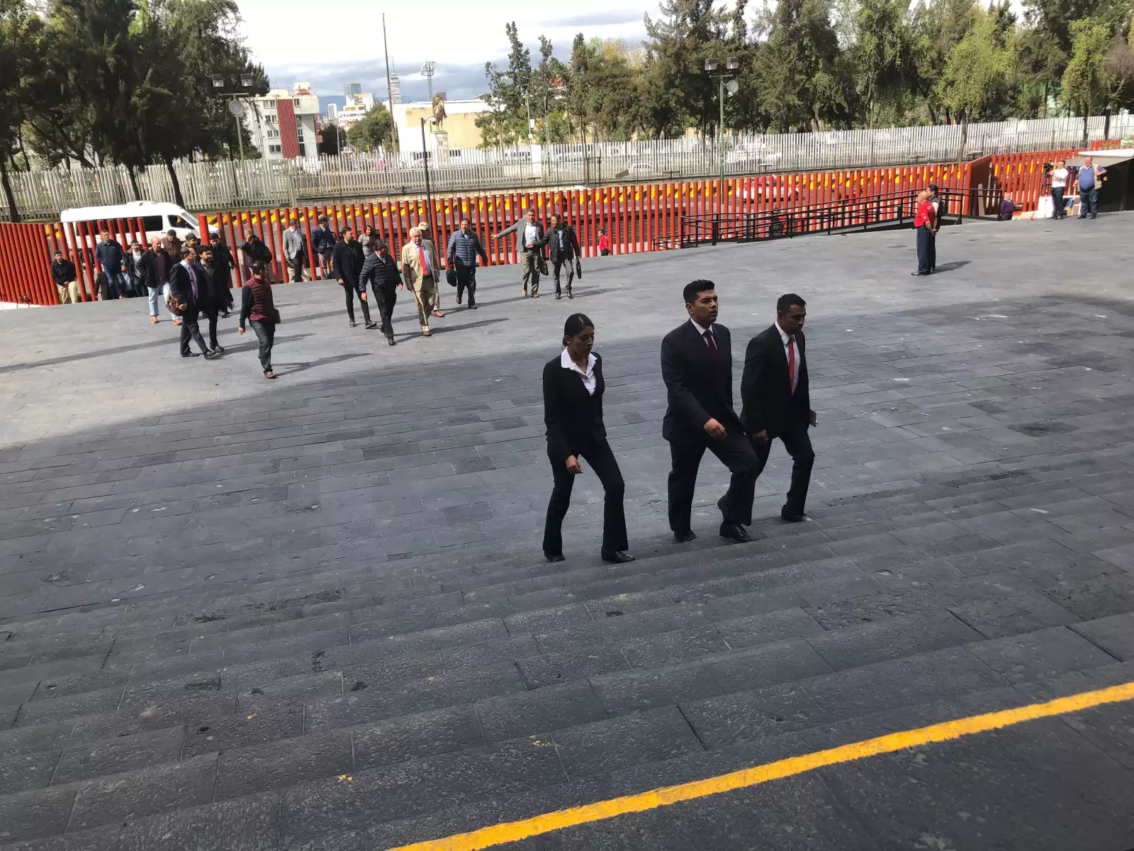 La ayudantía de AMLO