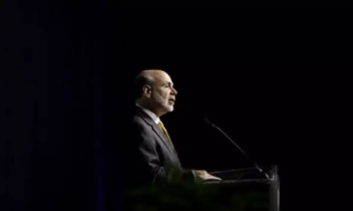 Bernanke reiteró que la Fed mantendrá las tasas cerca de cero al menos hasta mediados de 2015. (Foto: AP)