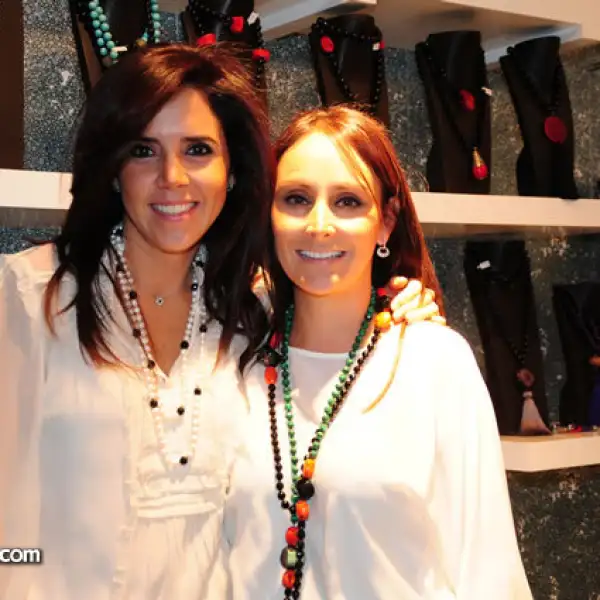Ale Zayas,Mariana Vértiz