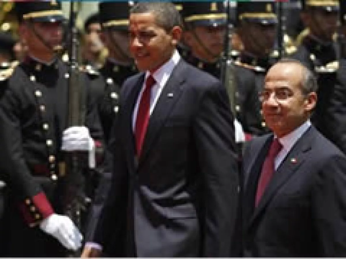 Obama y Calderón en Los Pinos. (Foto: Reuters)