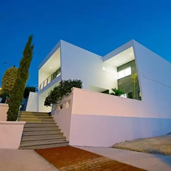 Casa Monaco 01