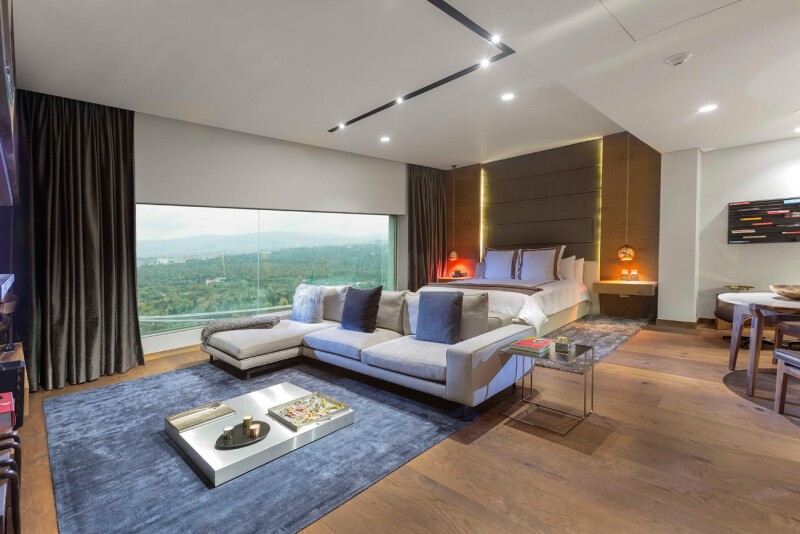 VISTA PARCIAL HABITACIÓN.jpg