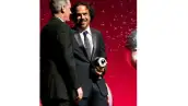 Recibe Golden Eye Award por trayectoria, prepara tres proyectos cinematográficos.