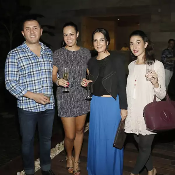 Daniel Alcocer,Gabriela Alaniz,Alizee Planty,Emile Duclaux