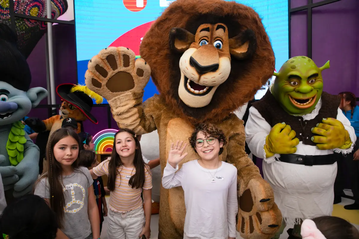 DreamWorks 