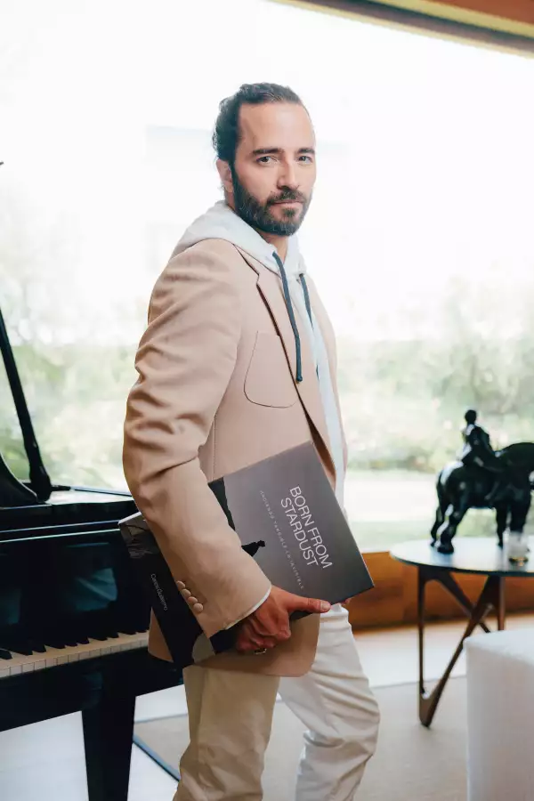 CARLOS GUILLERMO