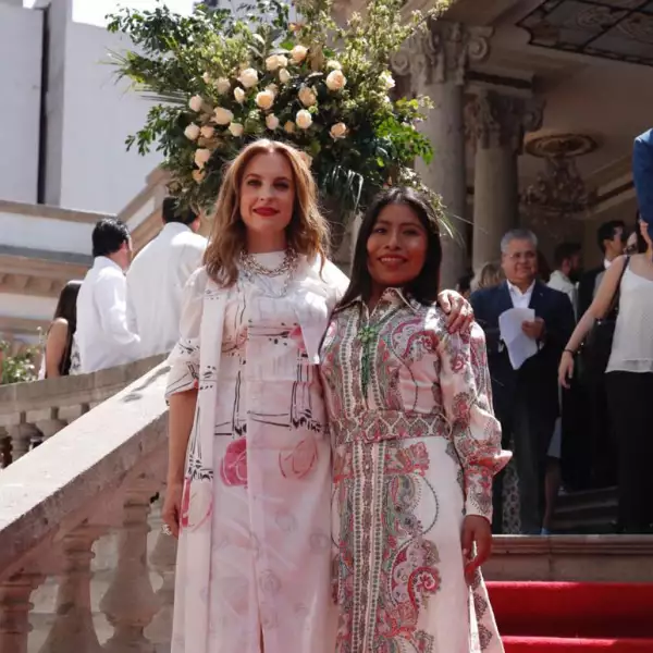 Rer carpet 31 Mujeres que Amamos 2019