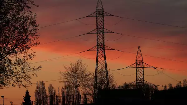 La reforma a la Ley de la Industria Eléctrica tiene un enfoque favorecedor hacia la estatal CFE.