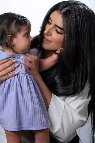 La princesa Sheikha Mahra de Dubai y su hija Mahra