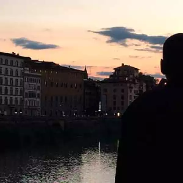 La belleza del lugar ha cautivado al exitoso matrimonio.