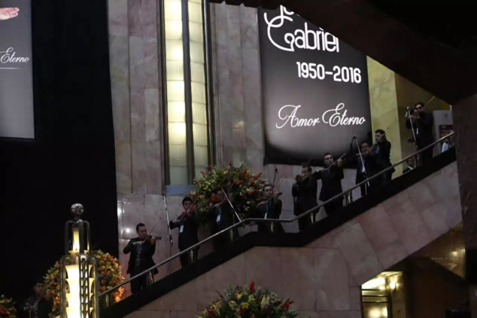Interior del Palacio de Bellas Artes previo a que llegaran las cenizas de Juan Gabriel.