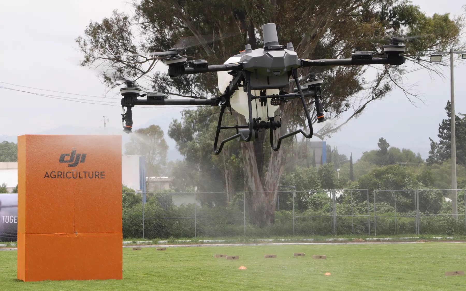 La empresa que quiere ampliar el uso de drones para fumigar el campo en México