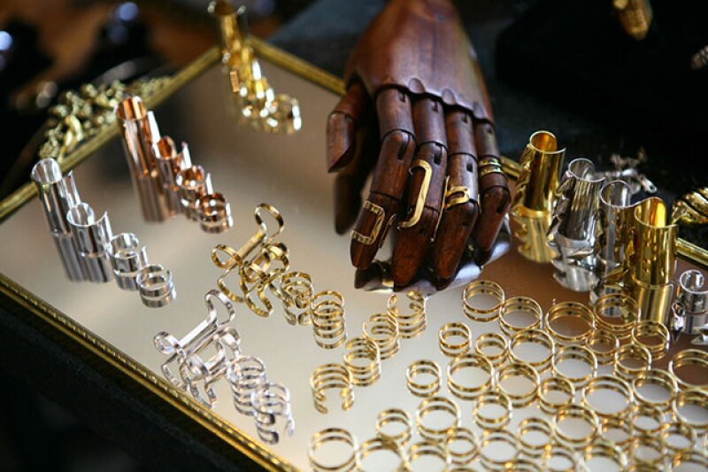 Accesorios de Dama Tiburón.