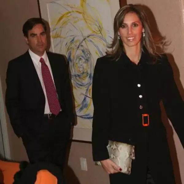 Civil Stephanie Coufal Leaño con Javier Álvarez Pintado