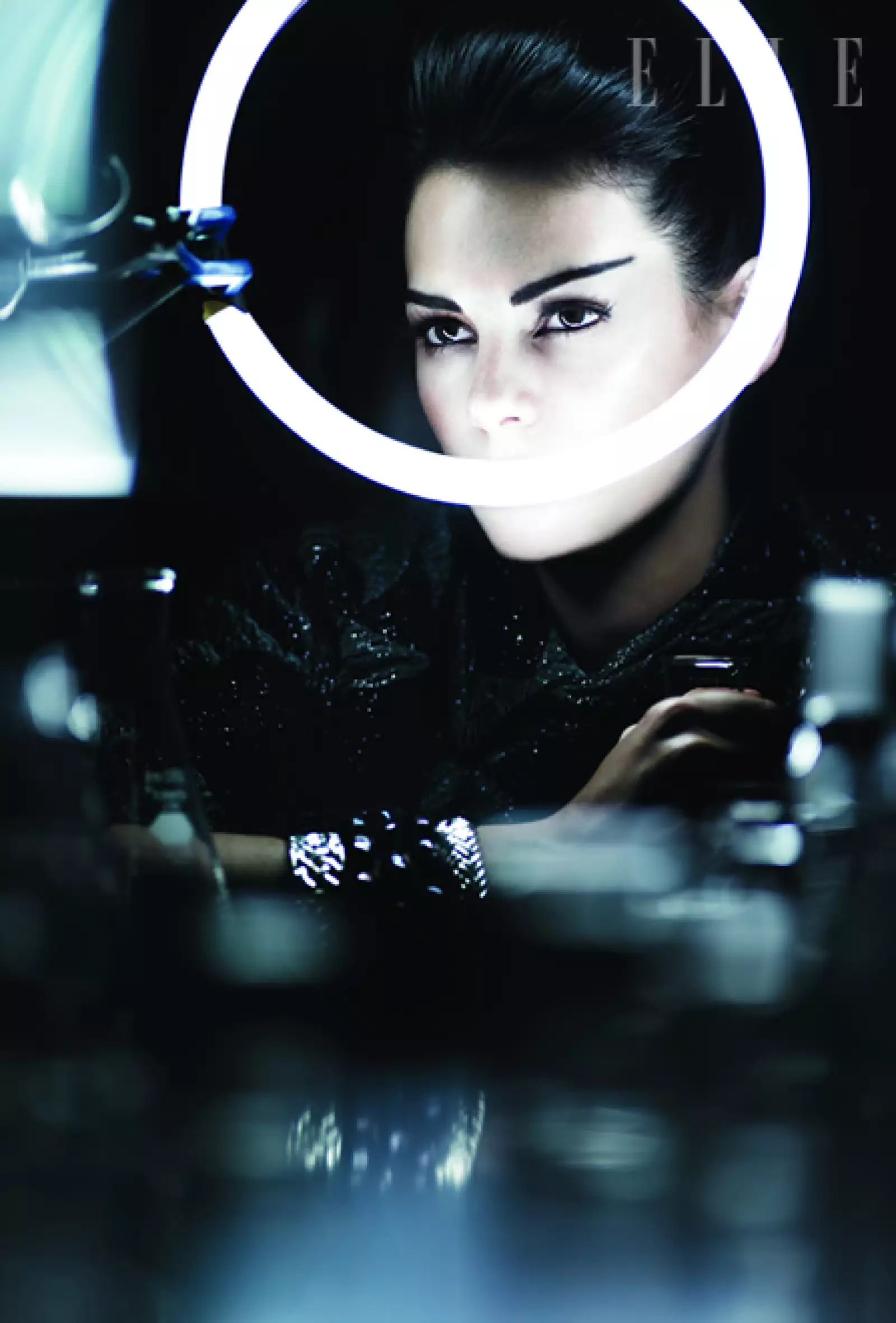 Enrique Covarrubias para Elle.