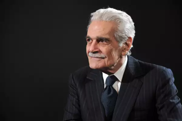 Omar Sharif muere a los 83 años de edad.