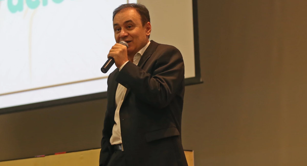 Durazo foro Gdl.jpg