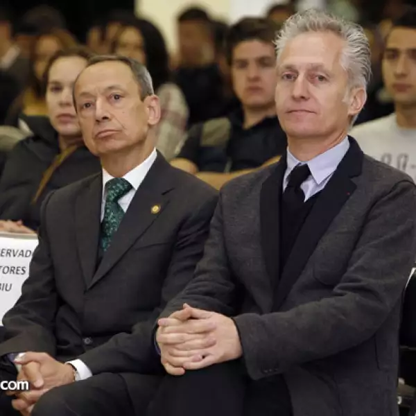 Carlos Gómez Palacio,Bernardo Gómez Pimienta