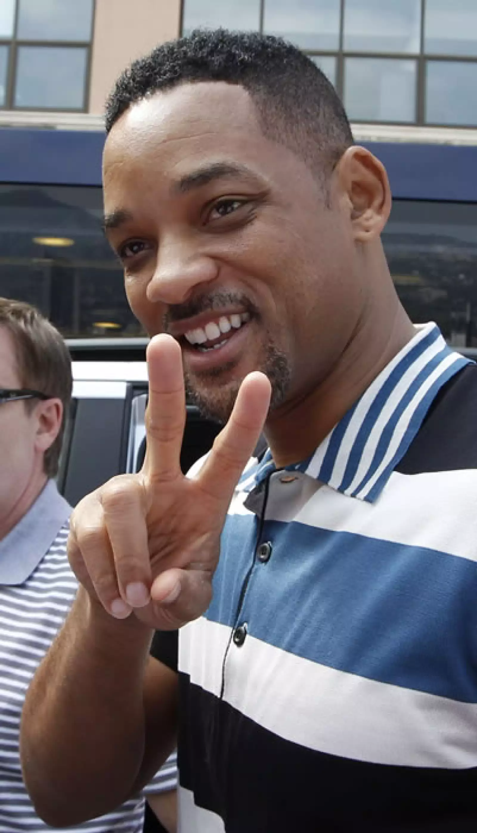 Will Smith saludó a todos y estaba de excelente actitud.