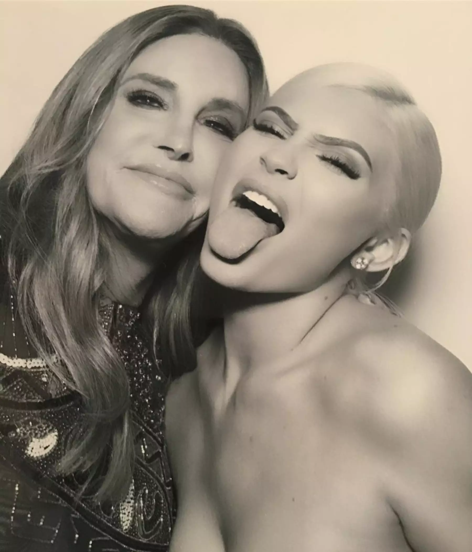 Caitlyn y Kylie Jenner.