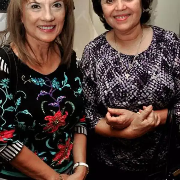Martha Flores de González y Olivia de Baille