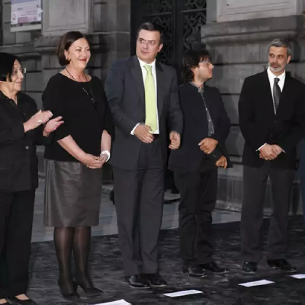 Elena Cepeda, Marcelo Ebrard y Rivelino