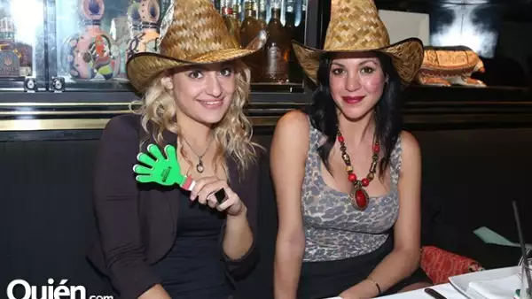 Victoria Leal y Vanessa Kobi