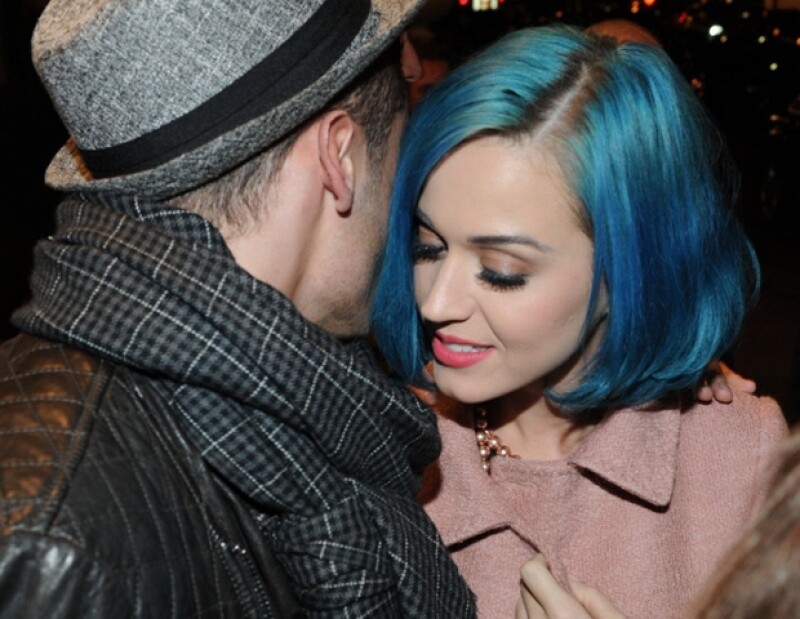 Al parecer sí hay algo más que una amistad entre la cantante y el modelo.
