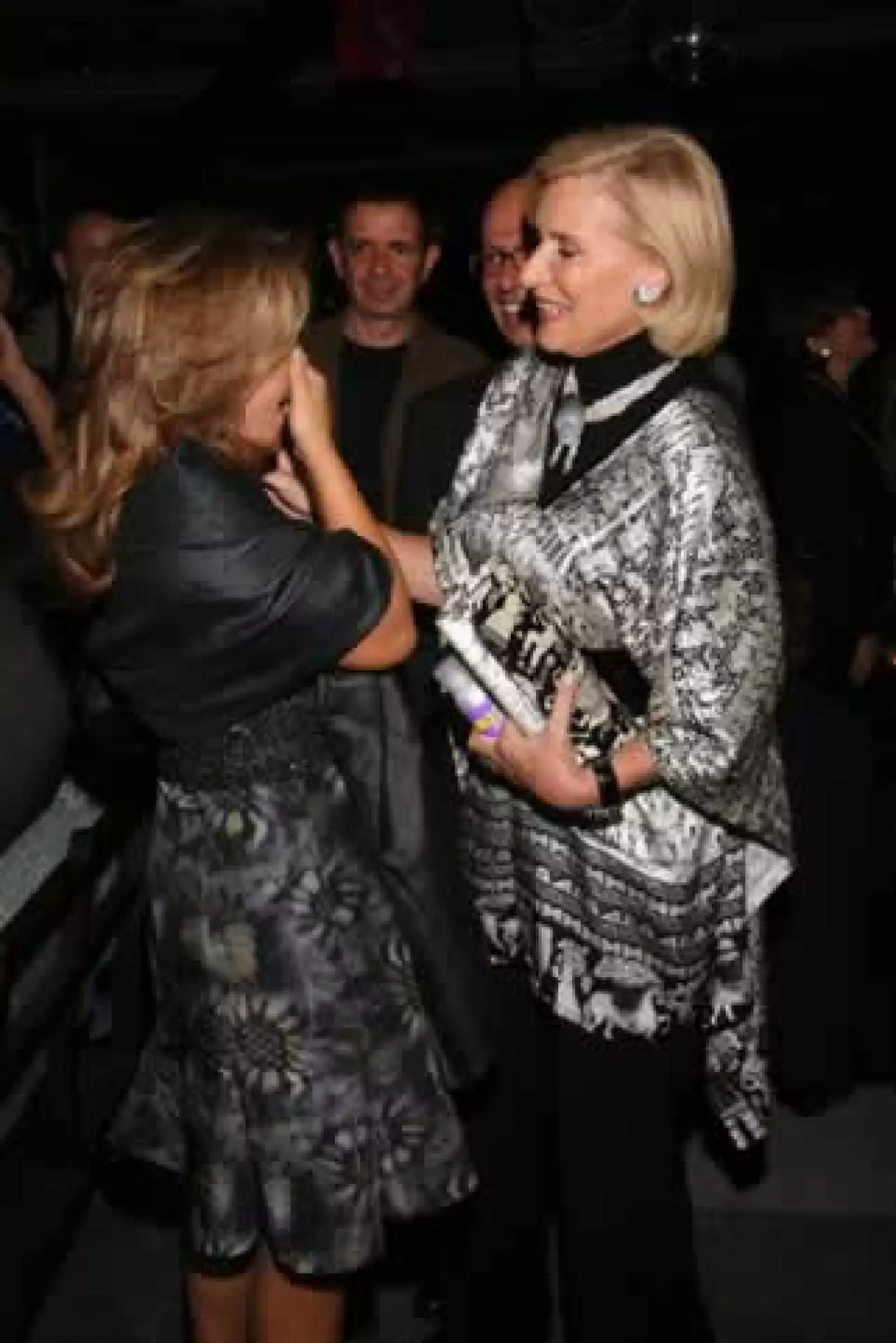 Fernanda Familiar presenta su programa