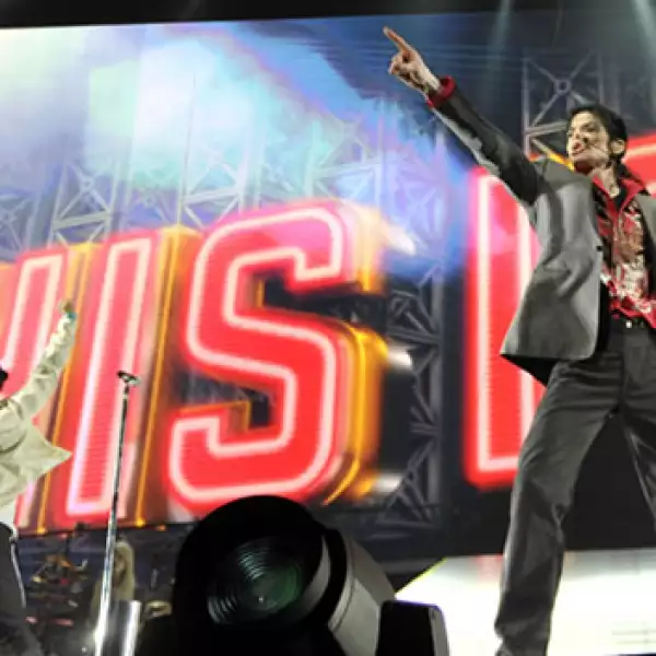 El ex médico de Michael Jackson negocia su situación legal