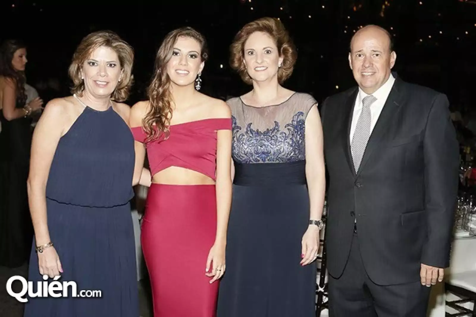 Gabriela Suinaga,Alejandra Sainz,Carmen Lebrija y Fernando Suinaga