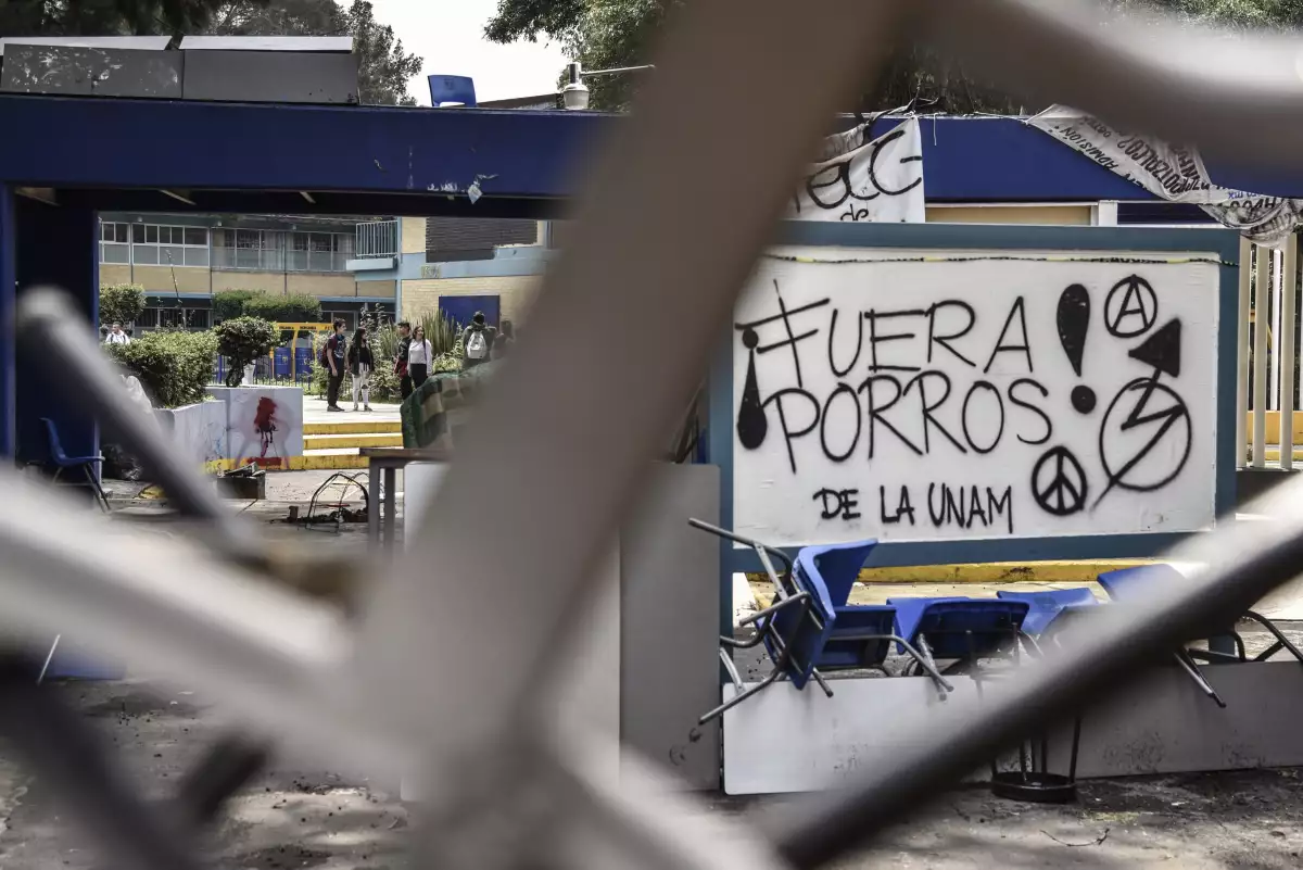 UNAM
