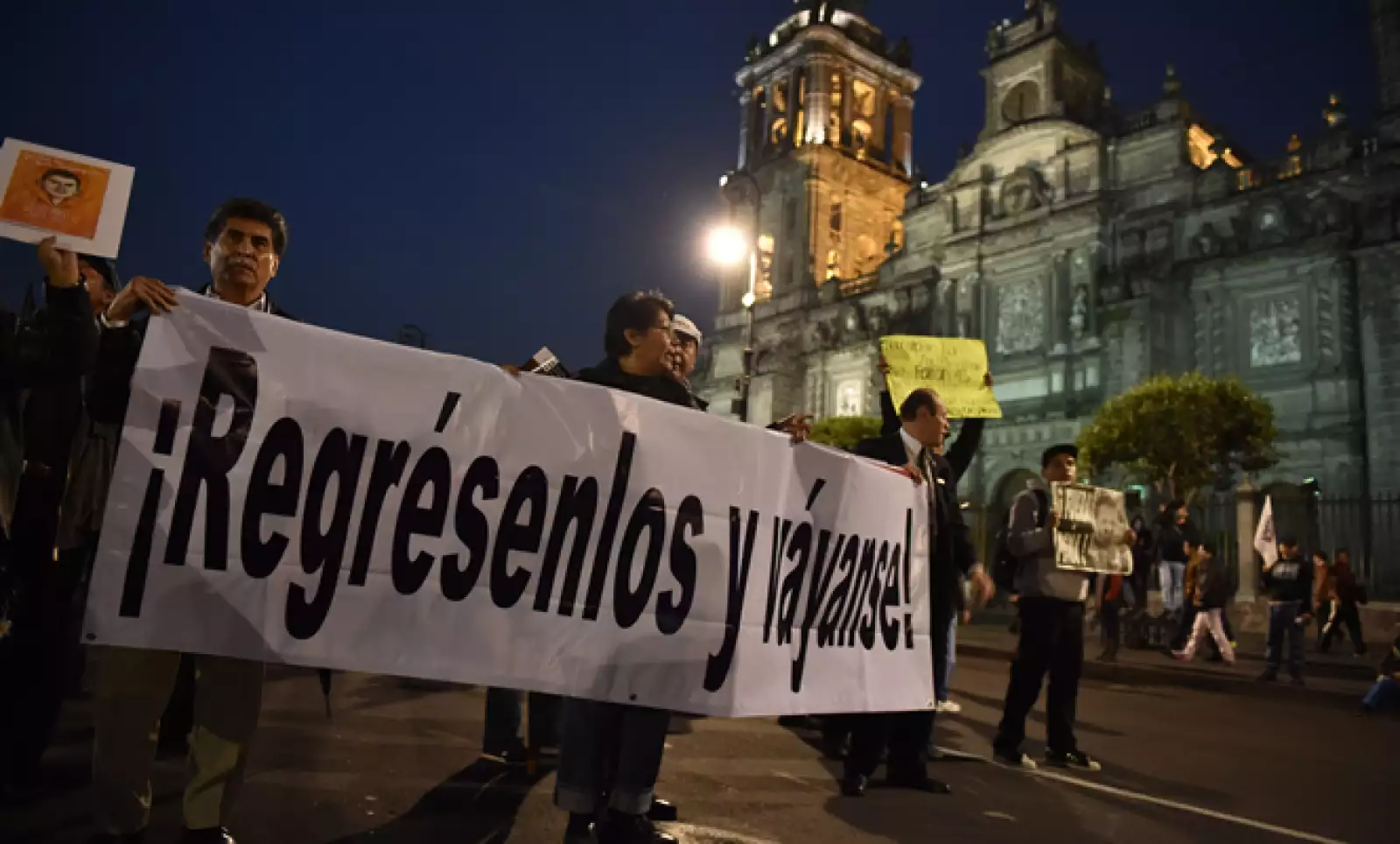 En el Zócalo habrá un mitin, donde el micrófono estará abierto para quien quiera hablar.