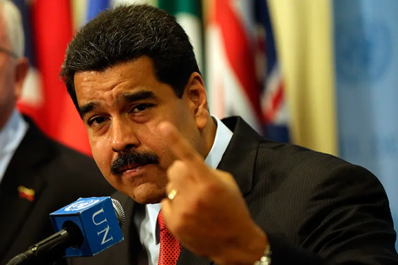 El páis sudamericano enfrenta una crisis de energía eléctrica por lo que buscarán reducir el gasto con esta medida.
