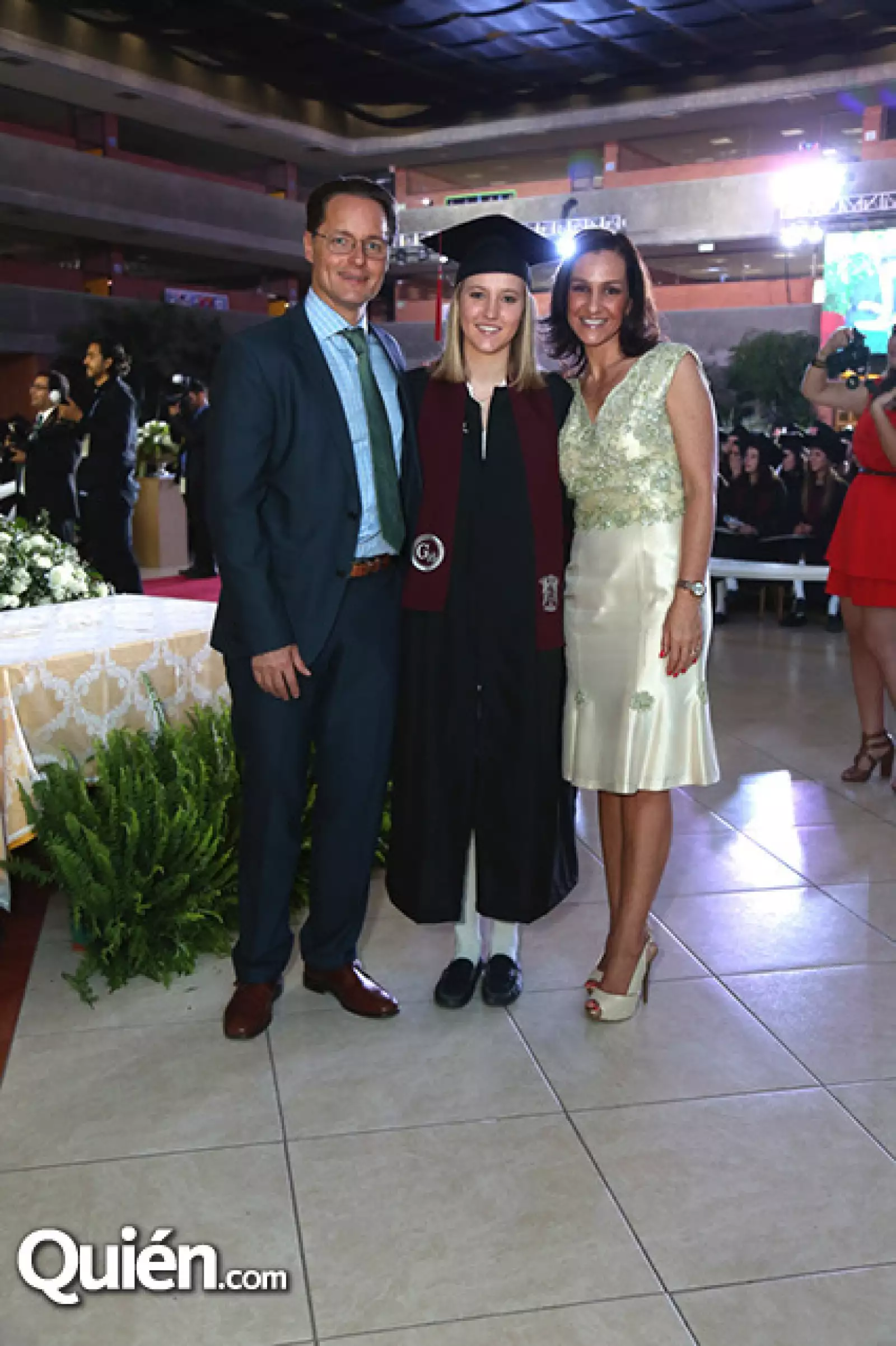 Bruno, Jimena y Verónica Cattori