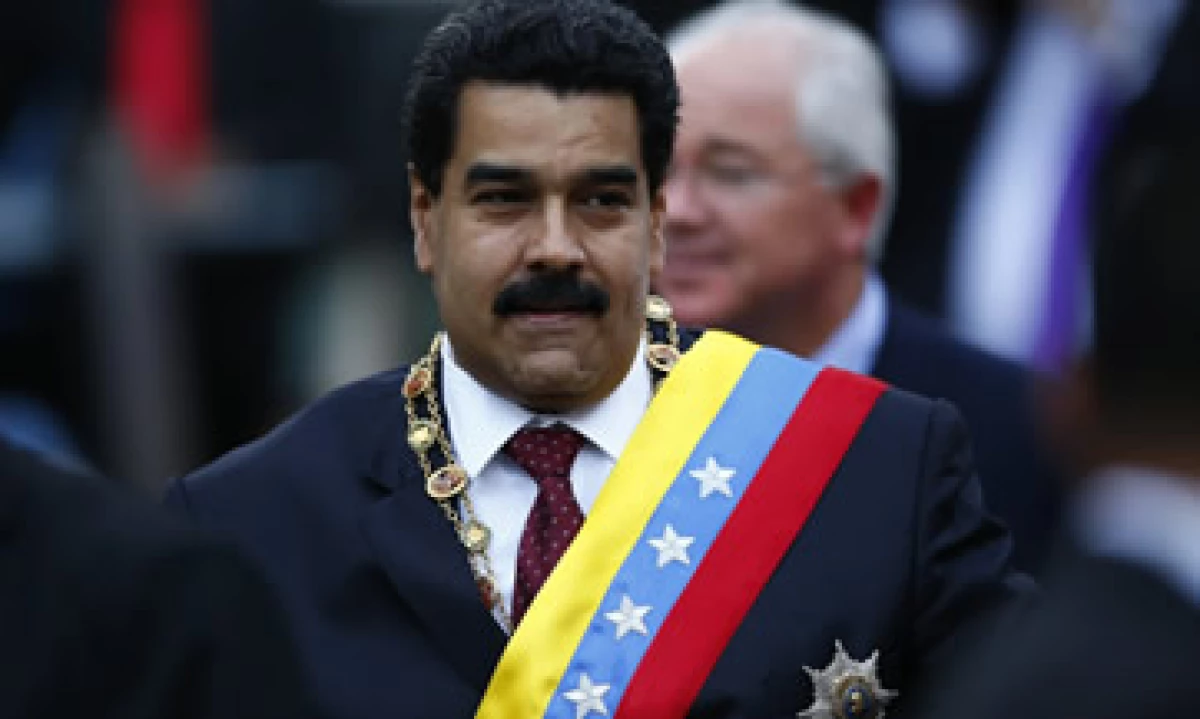 Maduro ratificó en su cargo al ministro de Petróleo y Minería, Rafael Ramírez. (Foto: Reuters)
