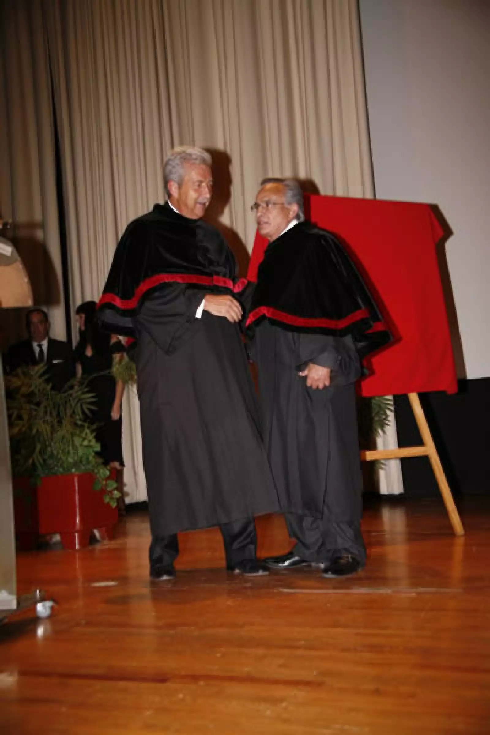Doctorado Honoris Causa a Javier Vale