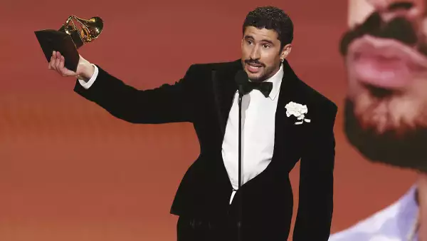 bad-bunny-grammys.jpg