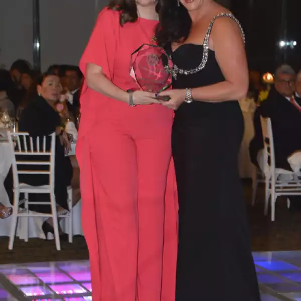 Eugenia Solana,Liana Seidman