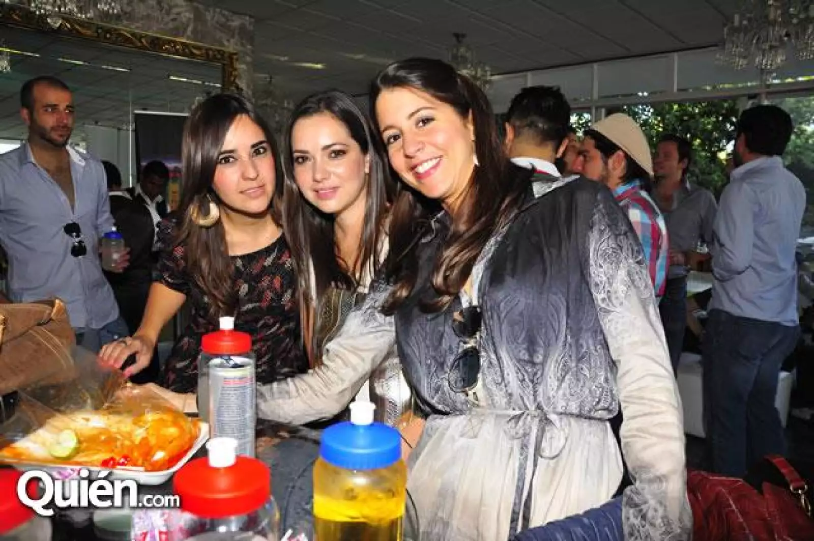 Miriam Salgado,Giovanna Moreno,Mariana Vázquez