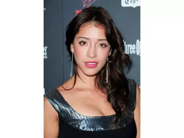 La actriz aseguró que se casó por amor con Kent Ross.