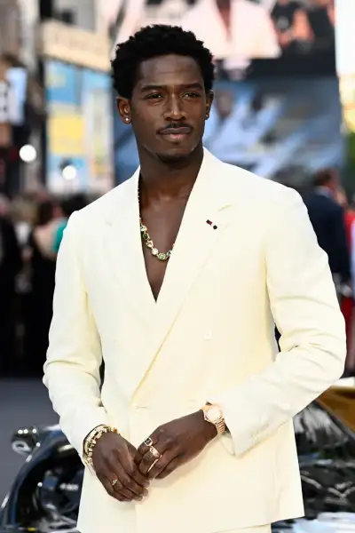 NOSHIRT4.jpg