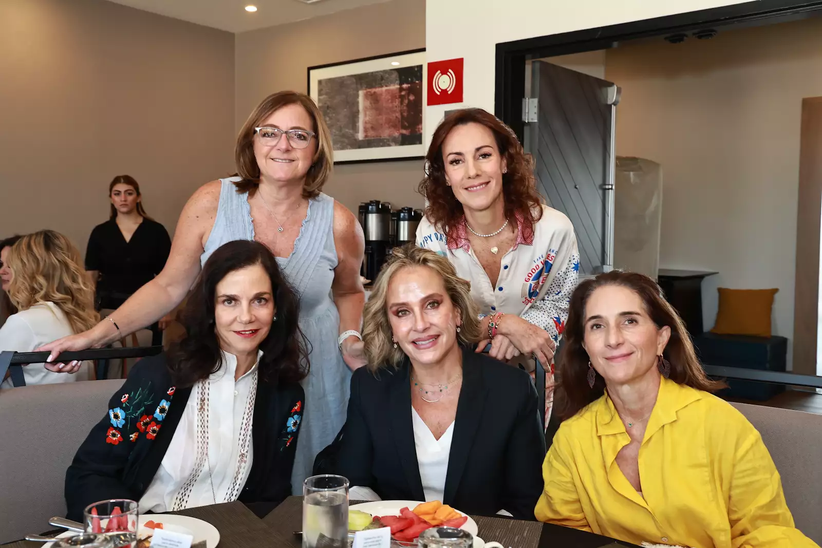 Macarena Pérez , Susana Mieres. María del Mar Abascal , Mónic