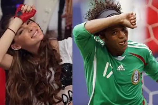 El delantero mexicano expresó abiertamente su amor por la actriz y cantante.