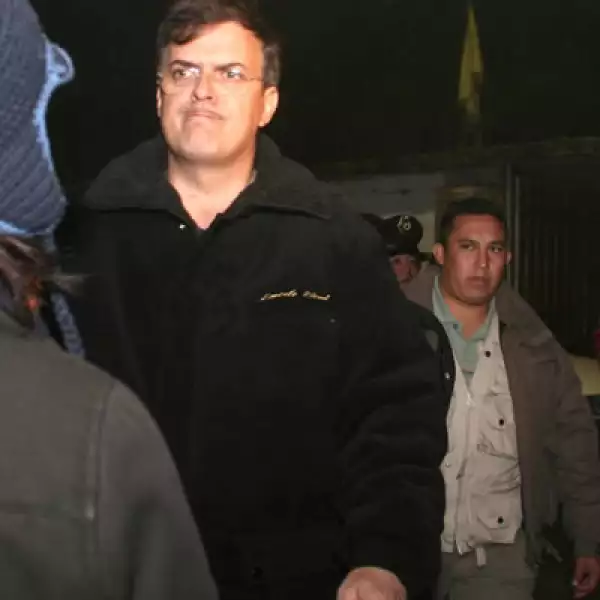 El jefe del Gobierno capitalino, Marcelo Ebrard, acudió al lugar del accidente.