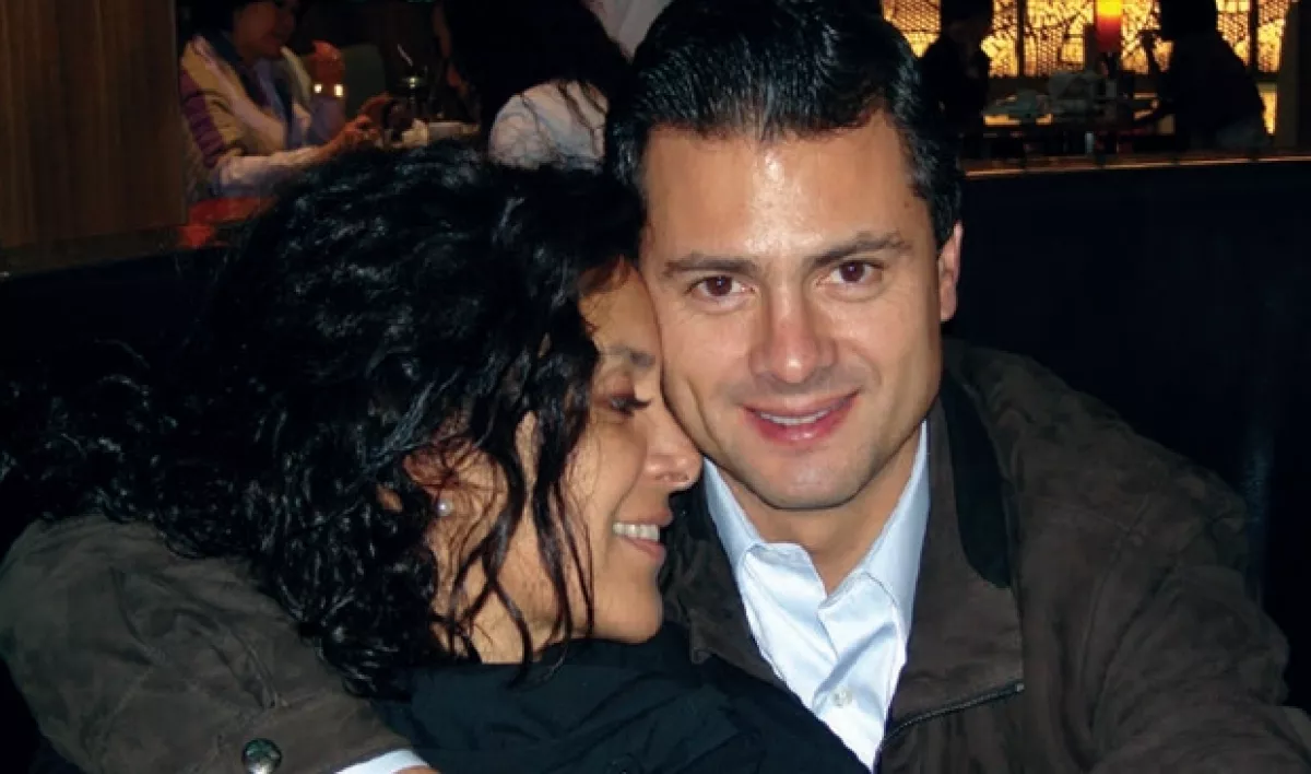 Rebeca y Enrique en un restaurante de la Ciudad de México.