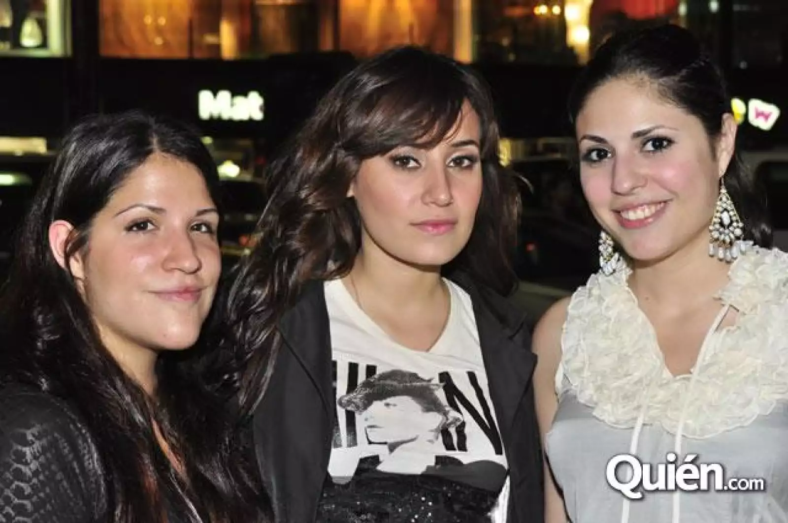 Desfile en la Plaza 401