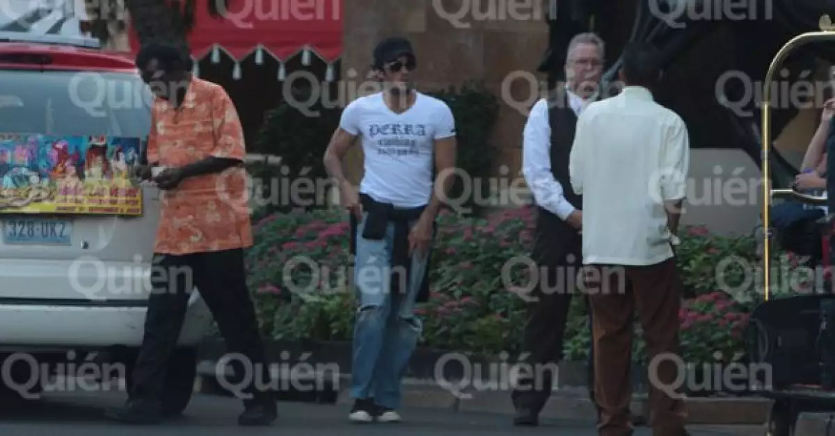 Aarón fue visto a su llegada al hotel Wynn, donde se hhospedaron.