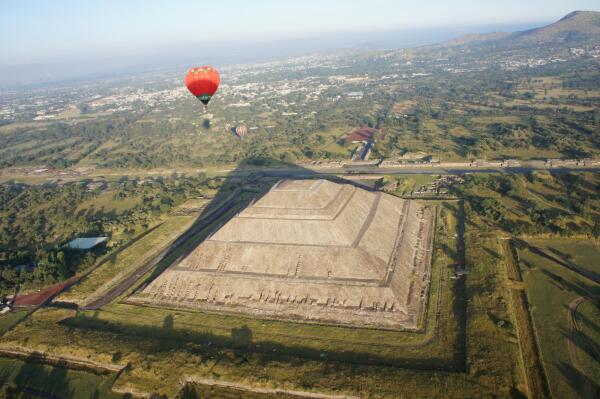 Vuelo en globo en Teotihuacan