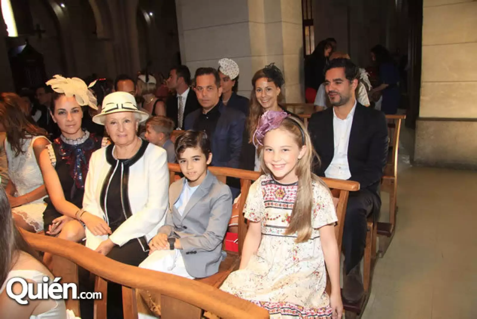 Paulina y Gabriela Madrazo con Nicolás y Cassandra Flores Madrazo